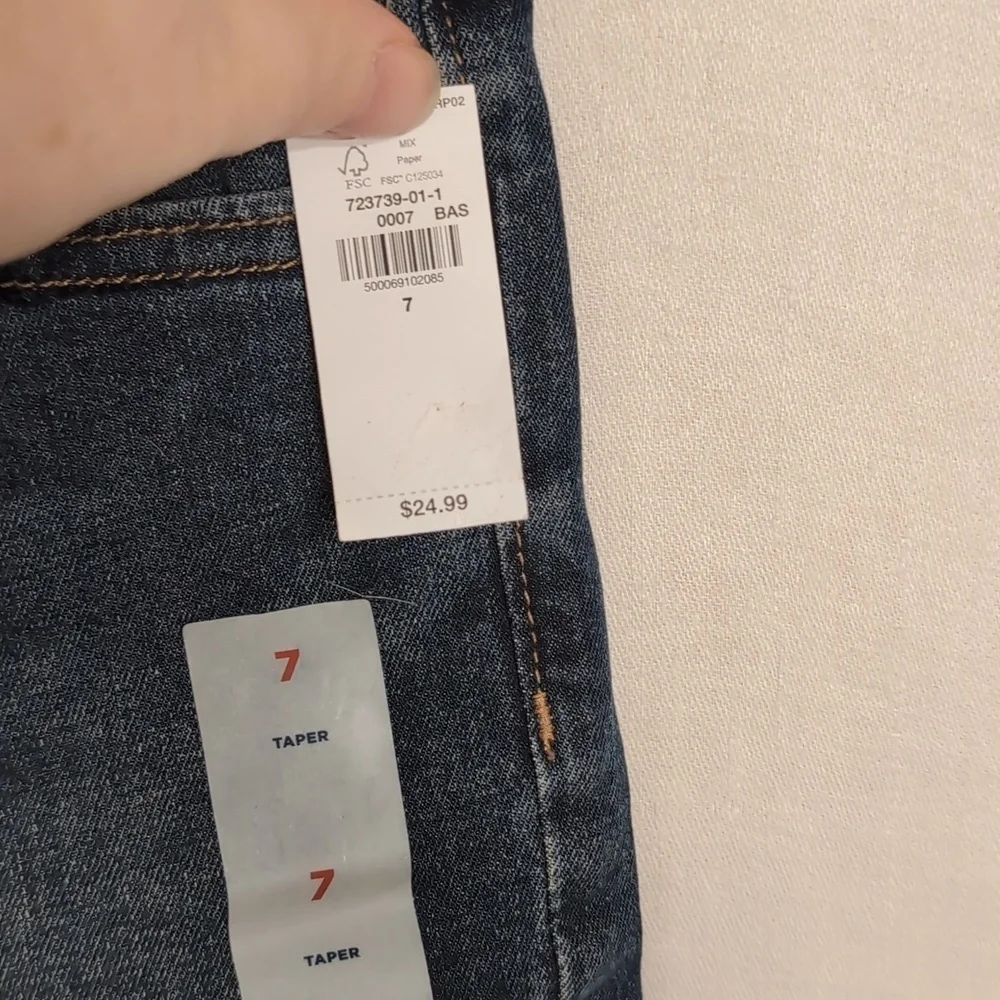Old Navy Original Taper Jeans Medium Dark Wash Size Boy's 7 NWT